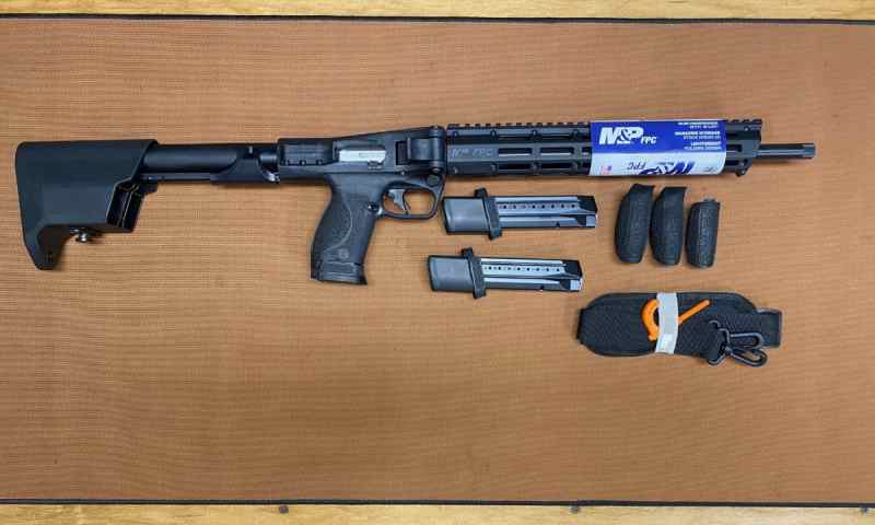 NEW IN BOX - Smith &amp; Wesson M&amp;P FPC - 9mm - 16.25"