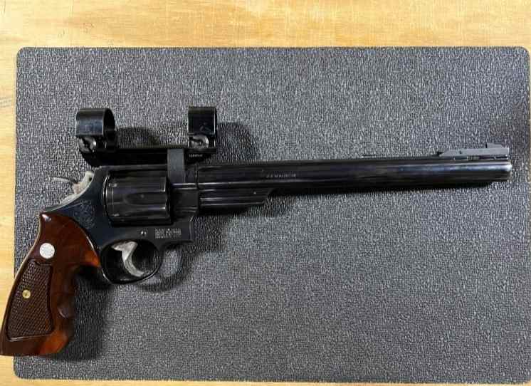 USED Smith &amp; Wesson 29-3 10 5/8 inch Barrel .44Mag