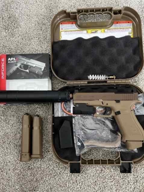 NIB Glock 19X MOS  Brand new w/Extras