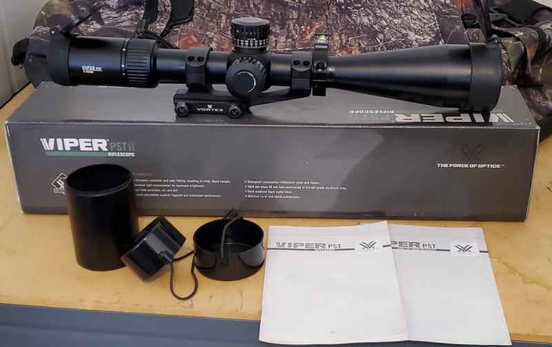 Vortex Viper PST Gen II 5-25x50 FFP (EBR-2C MOA)