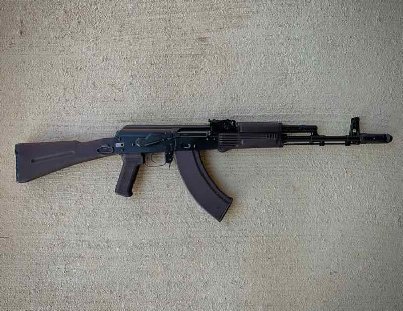 AK 103 1.jpg