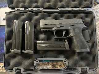 Sig Sauer p320 xcompact