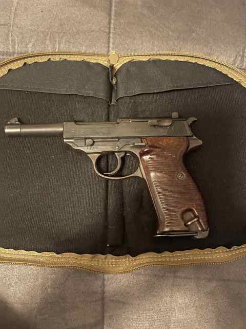Walther P38 WW2 Pistol.