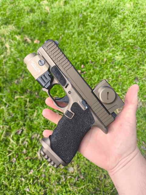 Custom Glock 19 Gen 5 MOS