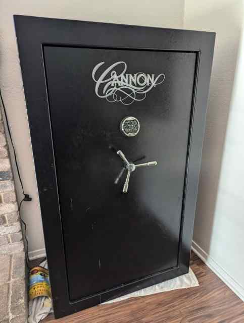 Cannon 42-Gun Fire Rated Security Safe