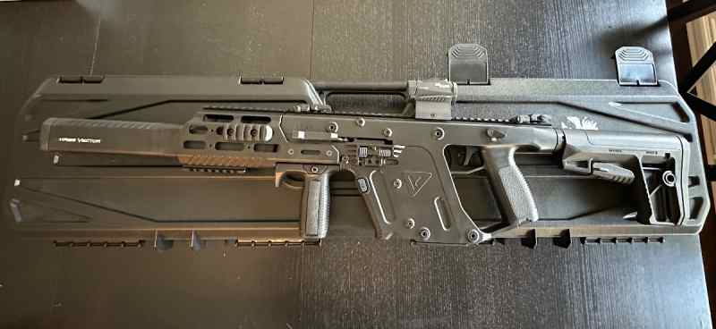 Excellent Condition Kriss Vector with extras