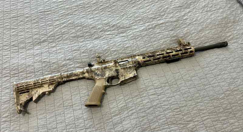 Smith &amp; Wesson M&amp;P 15-22 Camo 