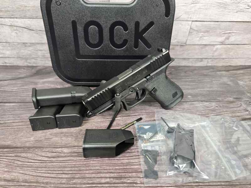 Glock19Gen6_resized_C.jpg