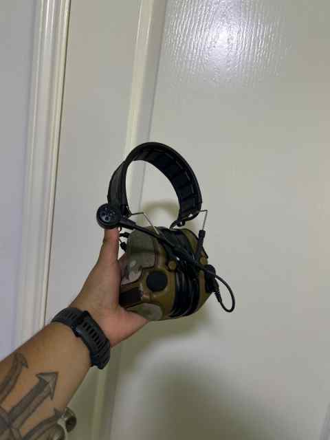 PELTOR COMTAC 6