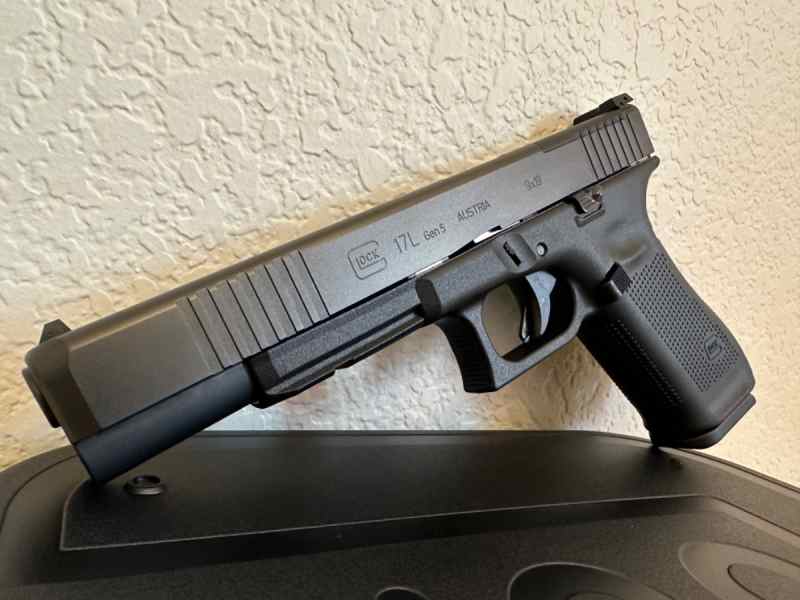 Glock 17L MOS Gen 5 - 9mm - NIB (Long Slide)