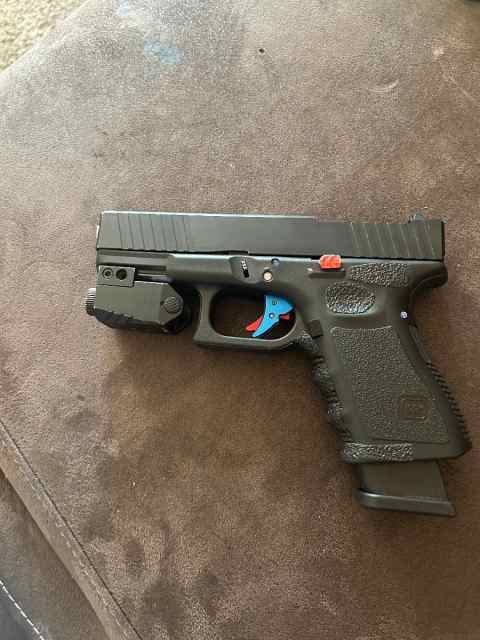 Glock 19 Gen 4 WTT/WTS 