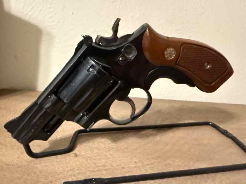 S&amp;W Model 19-2, 2.5 inch