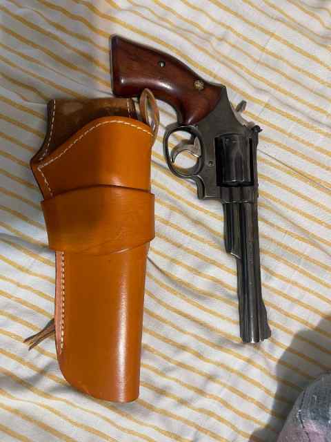 Smith &amp; Wesson Model 19 