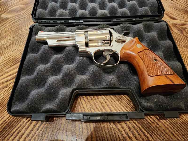 S&amp;W 27-3 (Smith and Wesson model 27)