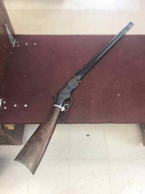 Henry Repeating arms 44-40