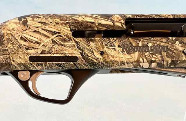 Remington Versa Max 12 Gauge Shotgun 3.jpg