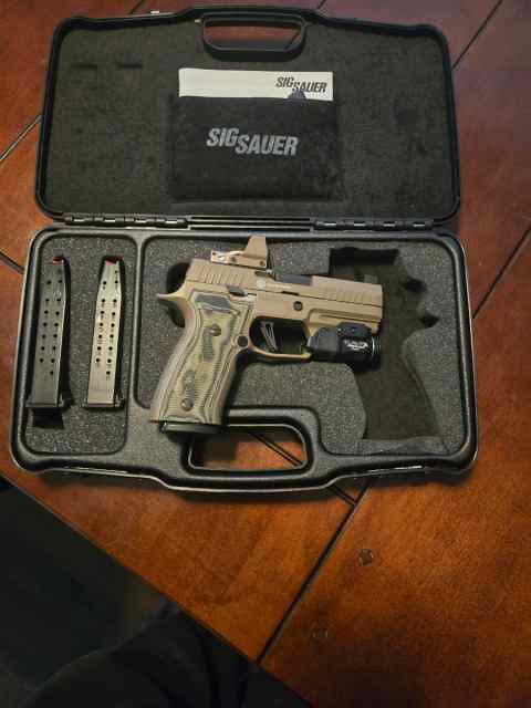 Sig P320 AXG Scorpion FS. No Trades