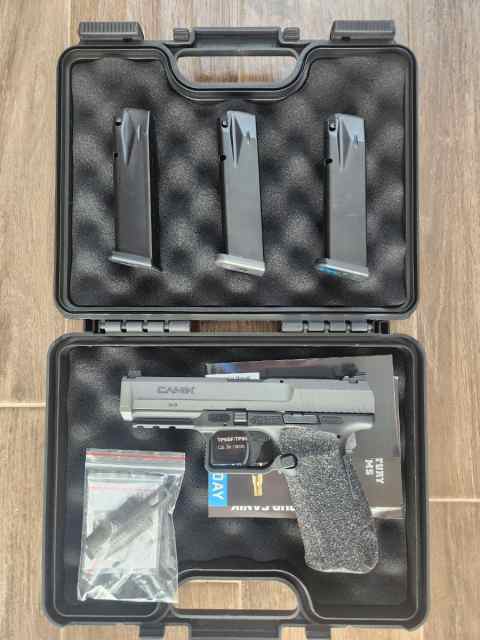 Canik TP9SF like new