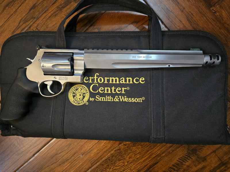 Smith &amp; Wesson Performance Center XVR 460 Magnum