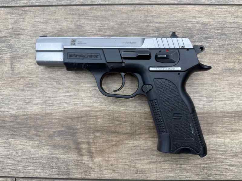 *USED* SAR B6 PISTOL IN 9MM 2 MAGS