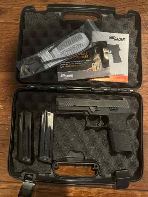 Sig Sauer P320 Full-size .45 ACP