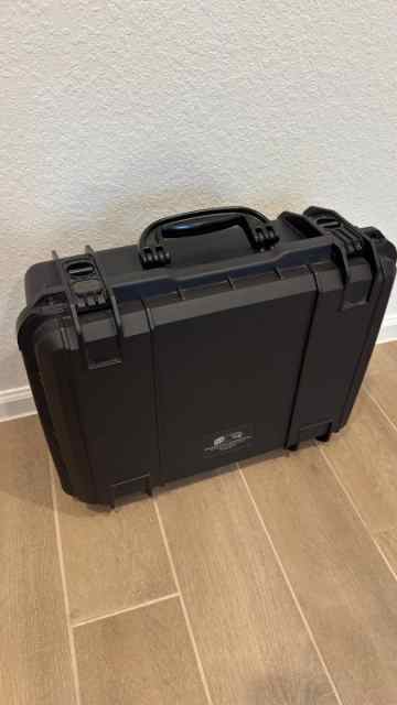 CASE CLUB 6 six gun carrying case