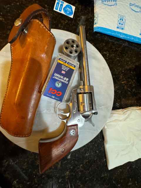 Single Six Stainless 2 cylinders and Holsters
