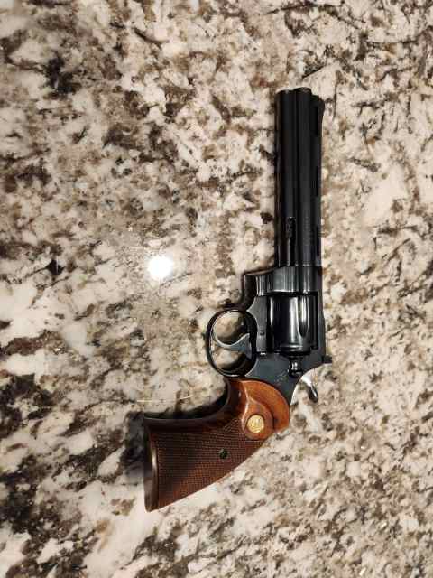 1967 colt python 6&quot; Blued