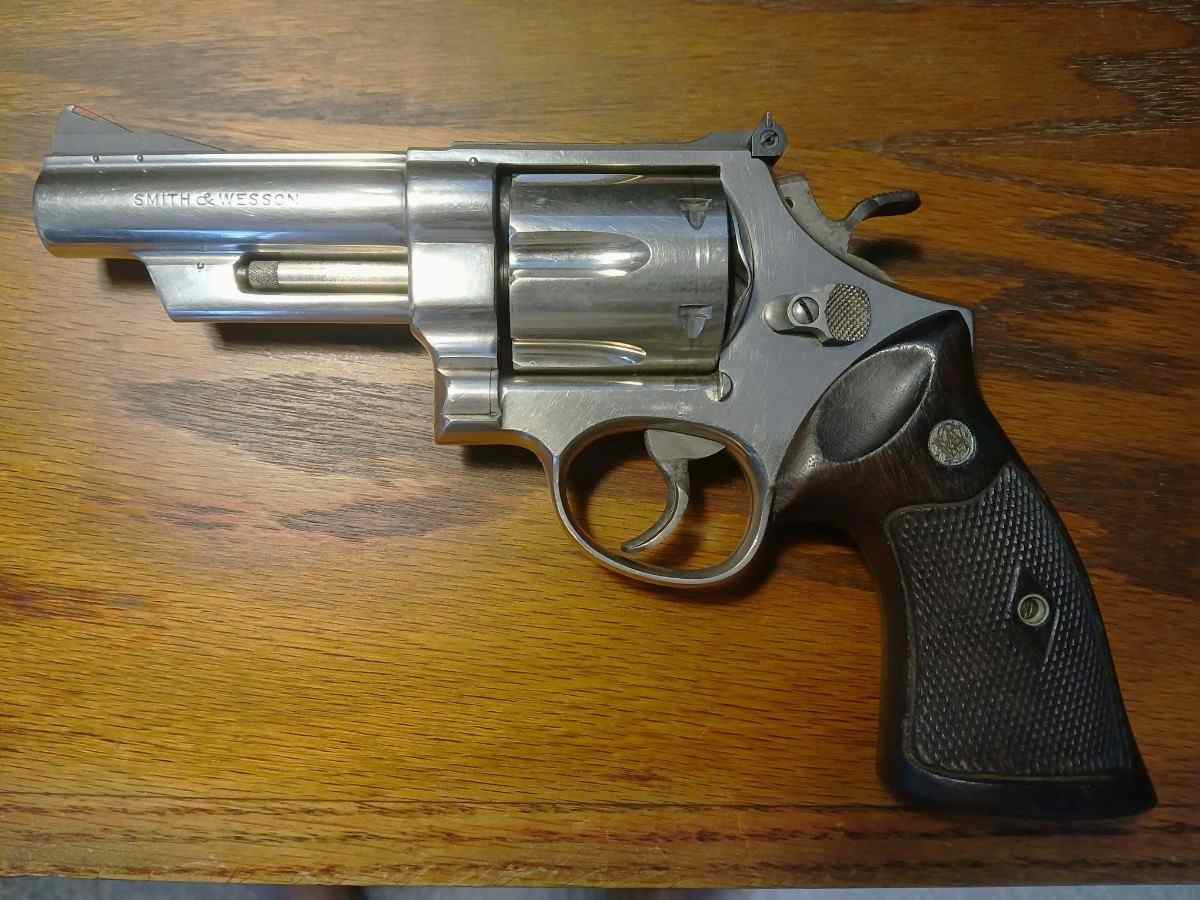 Smith &amp; Wesson 4006