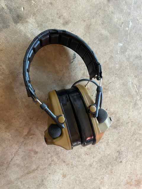 Peltor Comtac V in Coyote