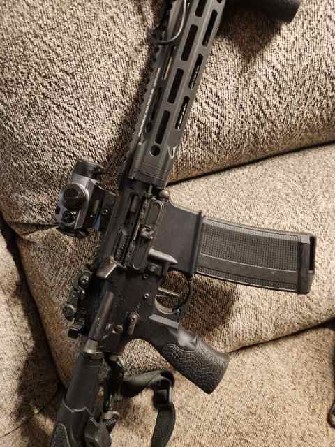 Daniel Defense DDM4V7 16in and more