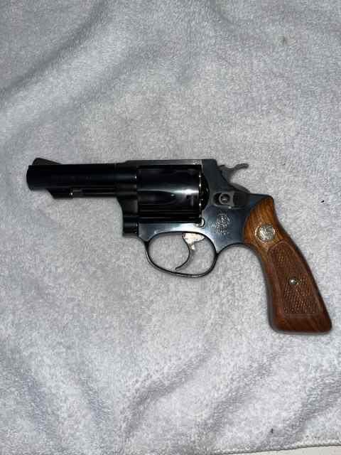 Smith and Wesson (S&amp;W) Model 36-1 .38