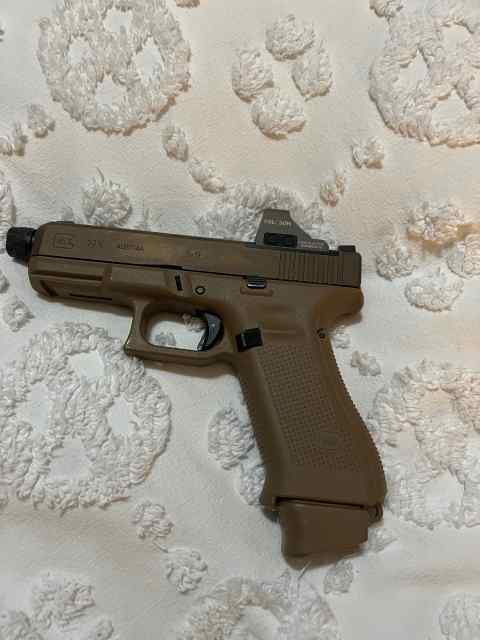 Glock 19x mos with holosun