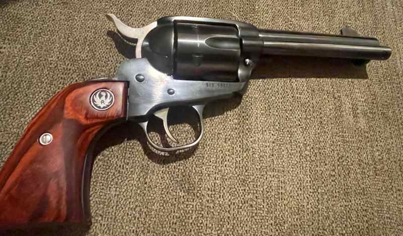 Ruger Vaquero 357 Mag excellent condition