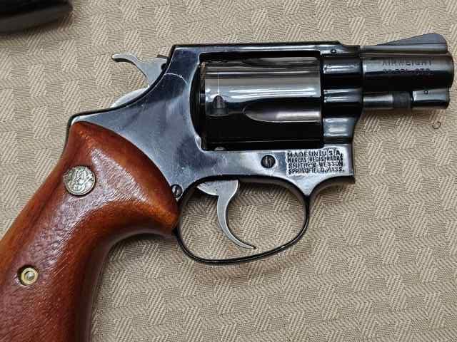 selling  S&amp;W 37