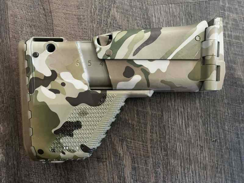 FN SCAR stock and rail