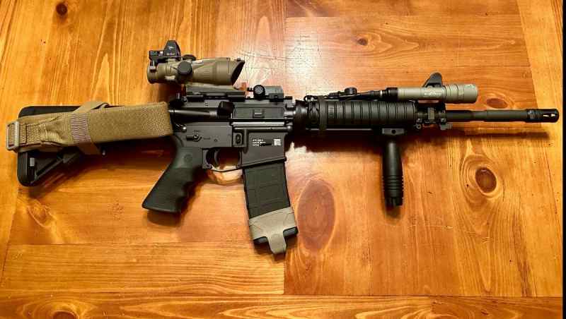 FN M4 Military Collector - Loaded out 