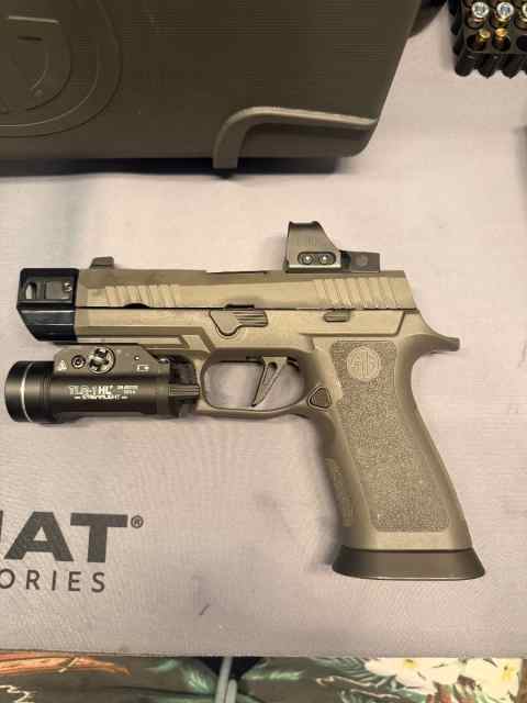 WTT - P320 Legion Xcompact - ROMEO1 Pro - Comp 
