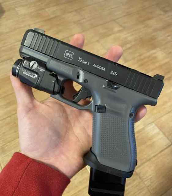 Glock 19 Gen 5 9mm MOS