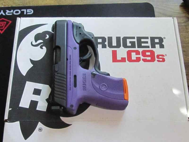 Ruger LC9s w/Crimson Trace laser