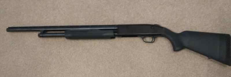 Mossberg 500c 20 Ga. Pump / Slide action, Like new