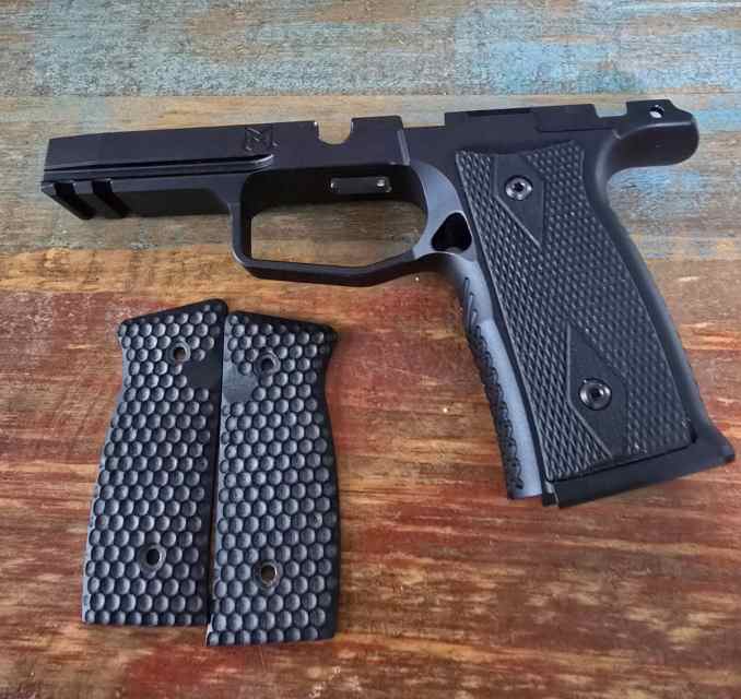 Mischief Machine Omega Series P365 XL Grip Module 