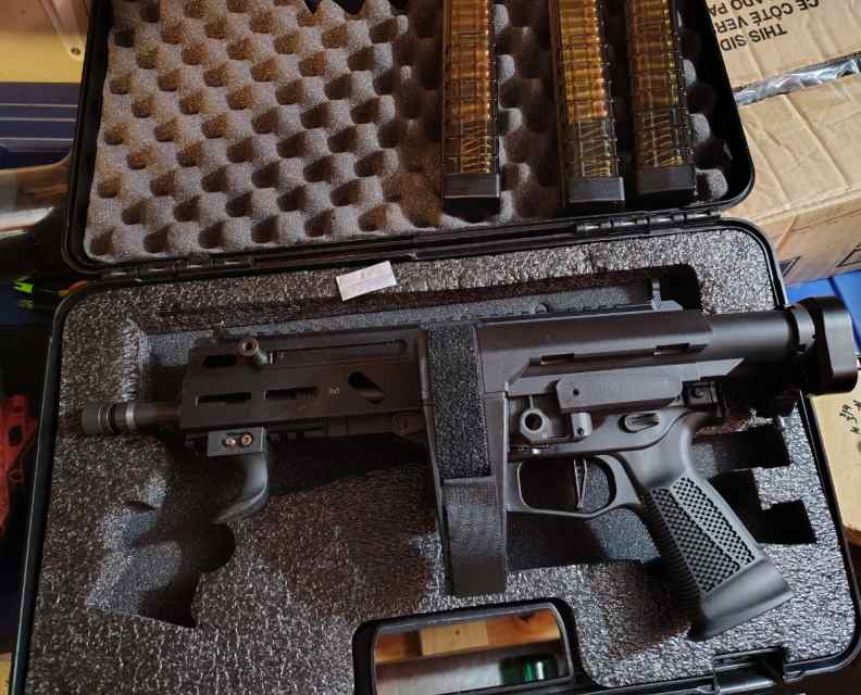 Stribog sp9a1 w/folding brace