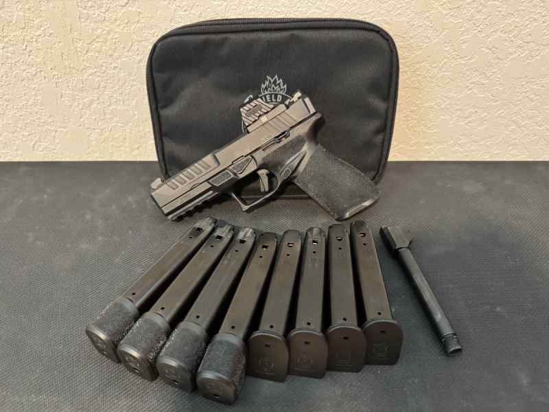 Springfield Echelon, Optic, Mags, Threaded Barrel
