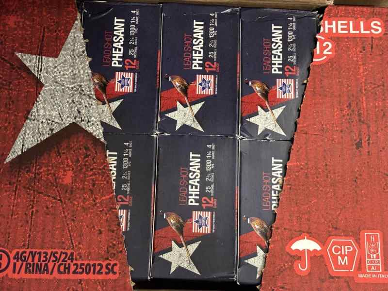 FS/FT 250 rounds Stars &amp; Stripes 12 ga # 4 shot