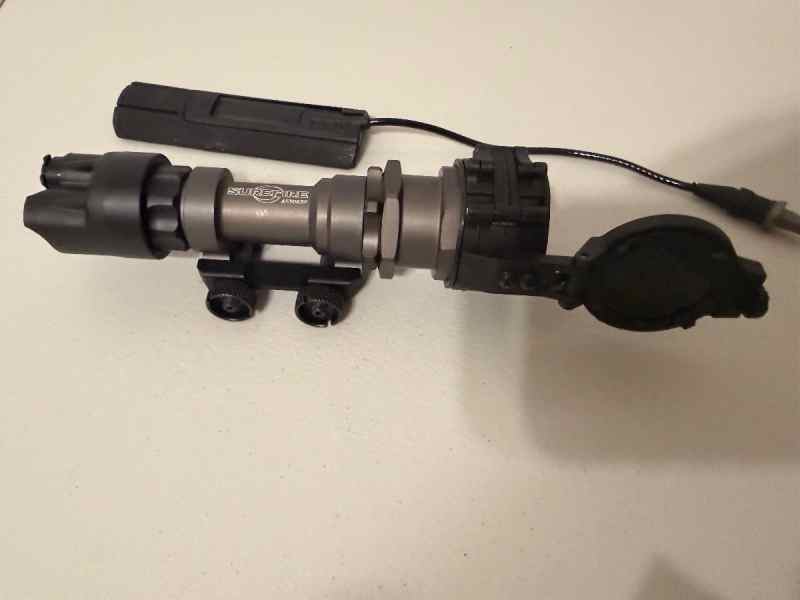 Surefire weapons light with IR filter