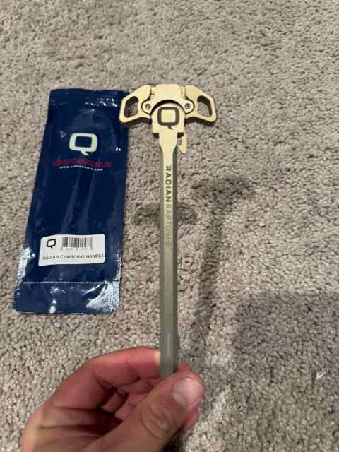 Q radian raptor charging handle