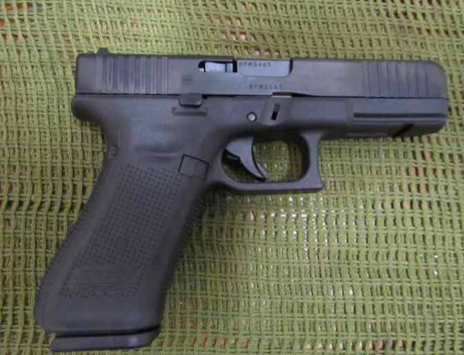 Glock Model 17 Gen 5 9mm
