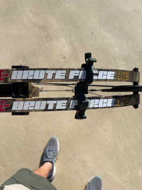 PSE Brute Force Lite hunting bow with SKB case