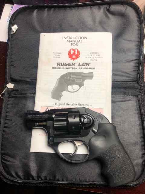 Ruger LCR 22 Magnum 